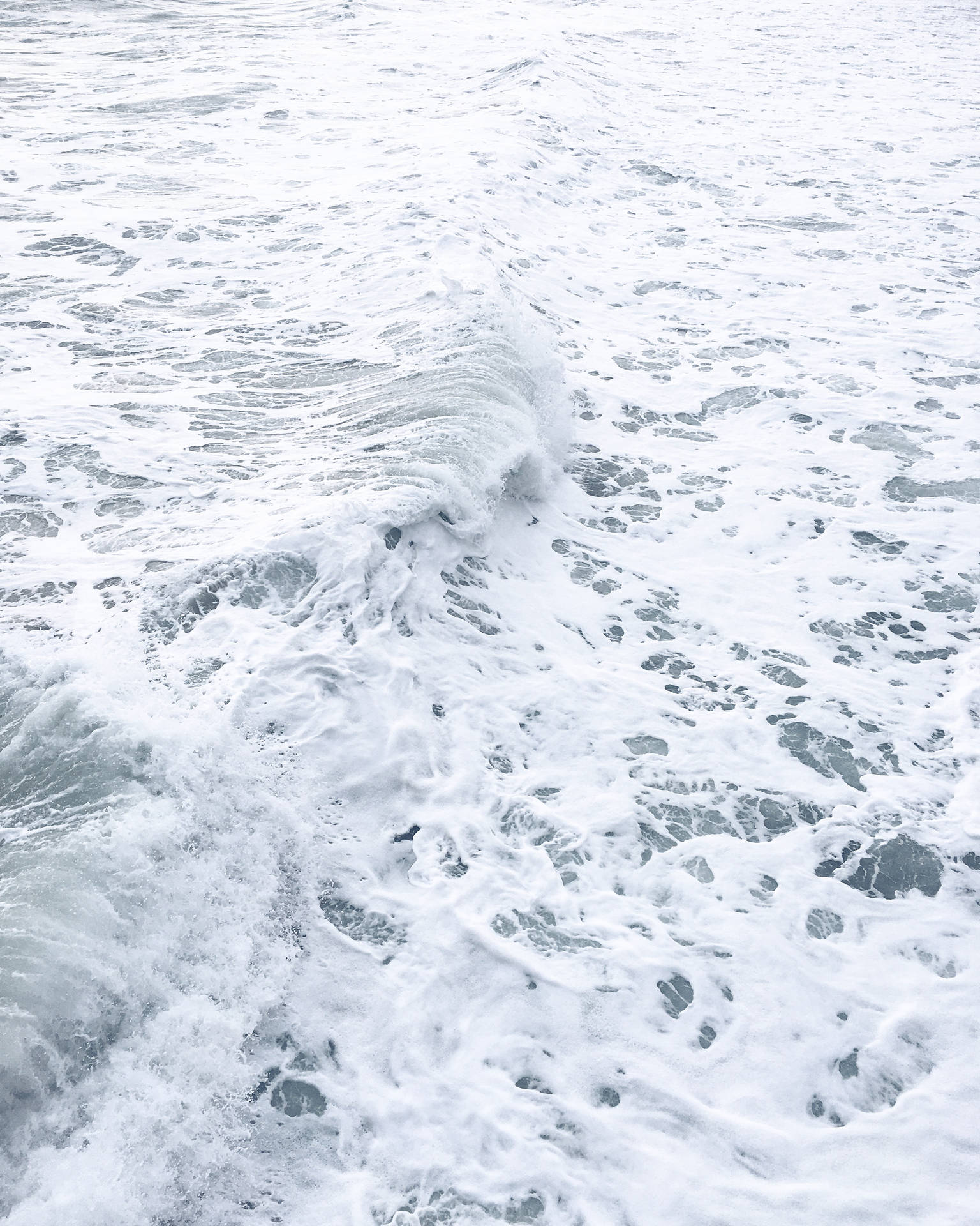 Ocean With White Sea Foam Wallpaper
