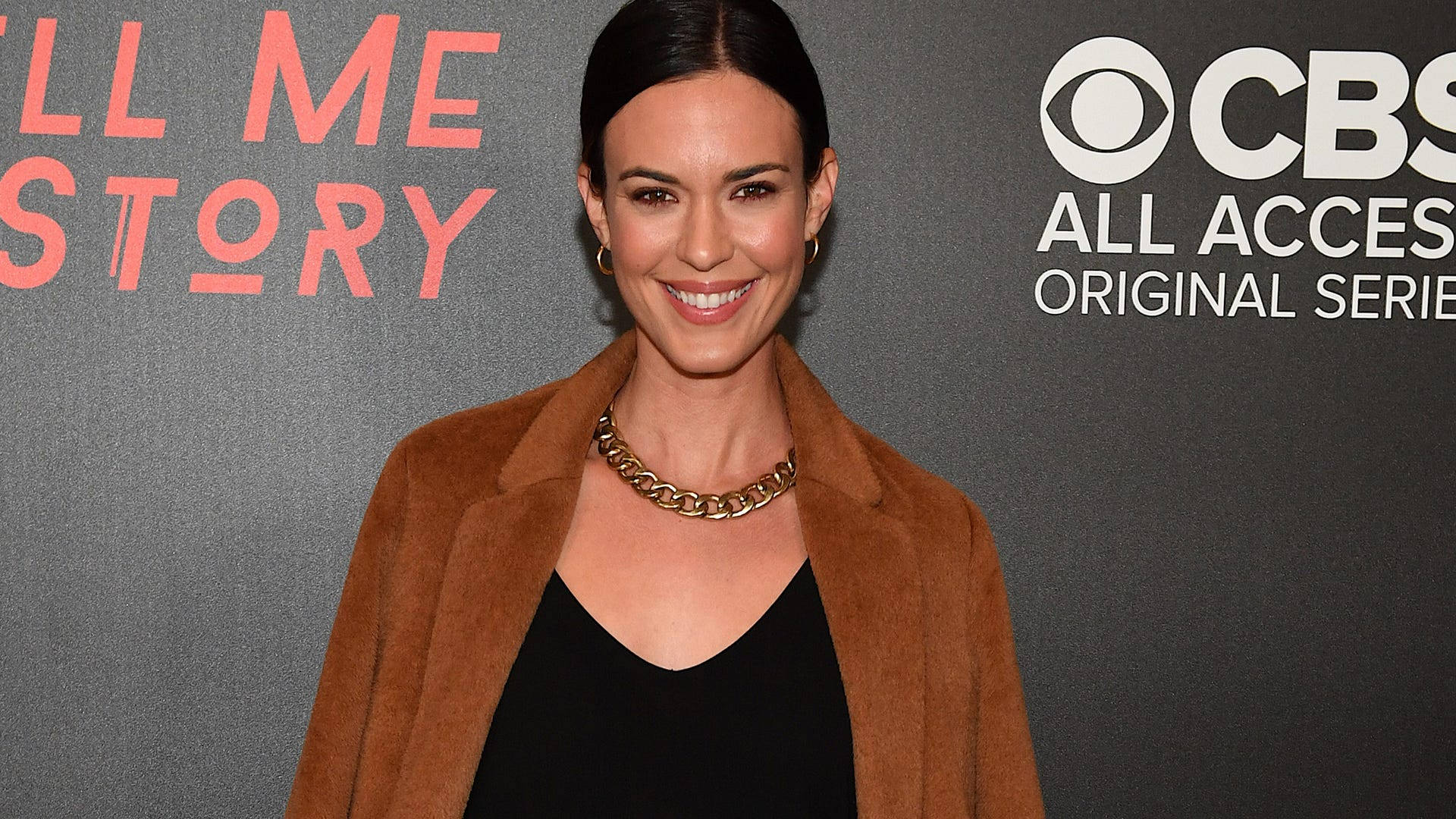 Odette Annable At CBS All Access Wallpaper