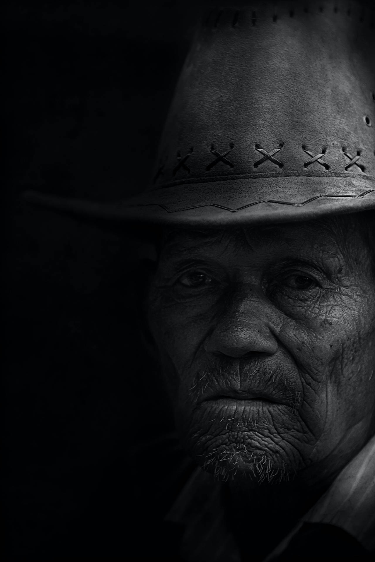 Old Man Cowbay Hat Portrait Wallpaper