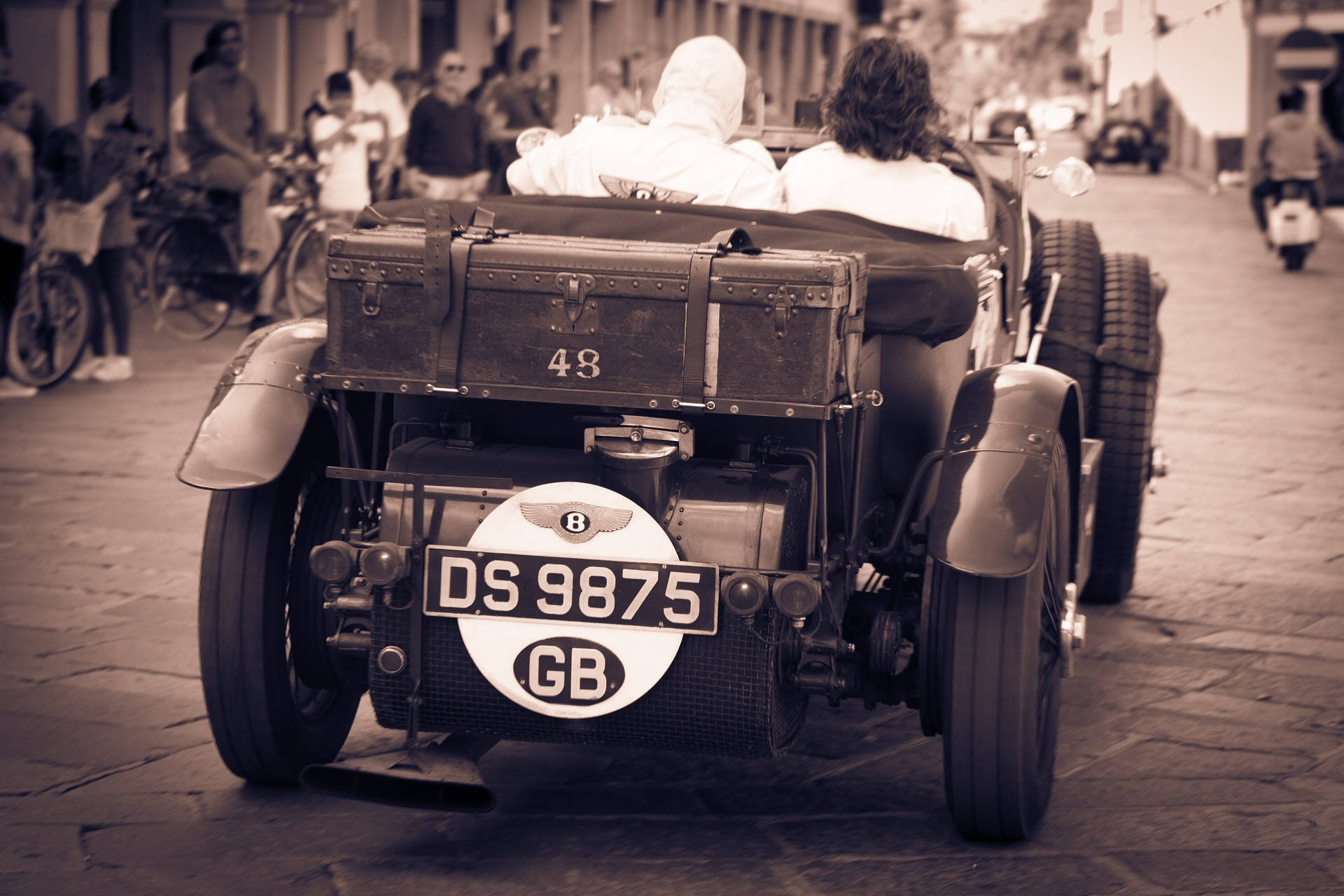 Gammel fotografi Bentley-biler Blower Race Zoom Wallpaper