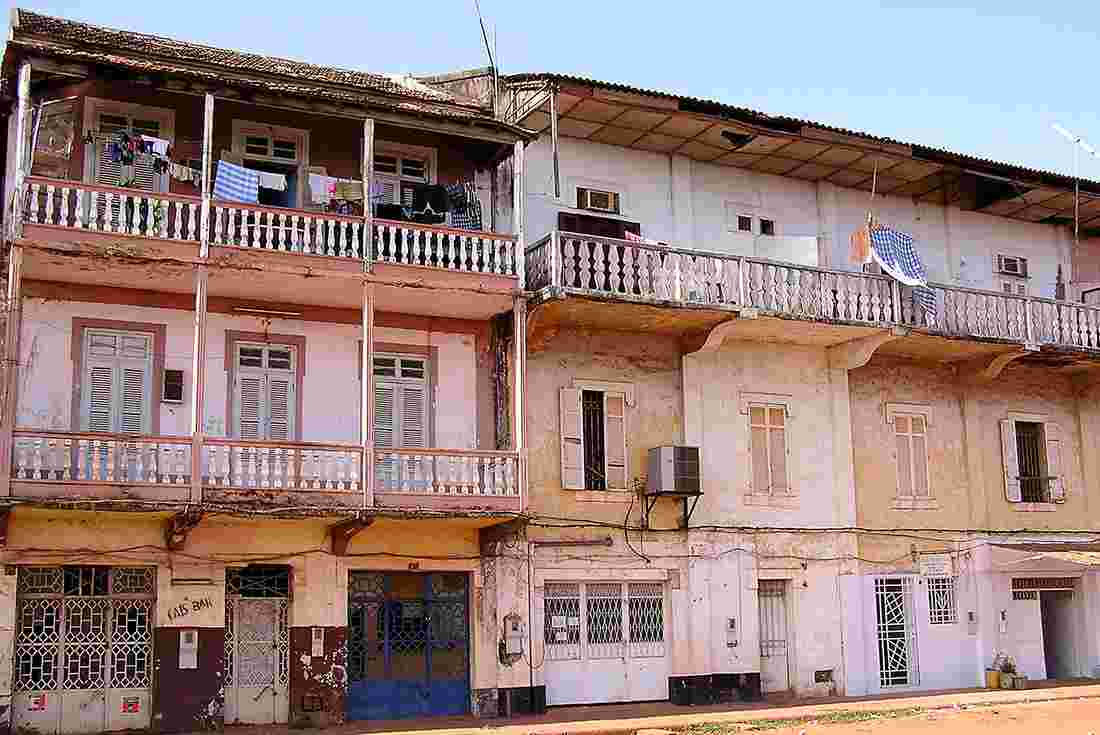 Edificid'epoca Nel Quartiere Portoghese, Guinea-bissau. Sfondo