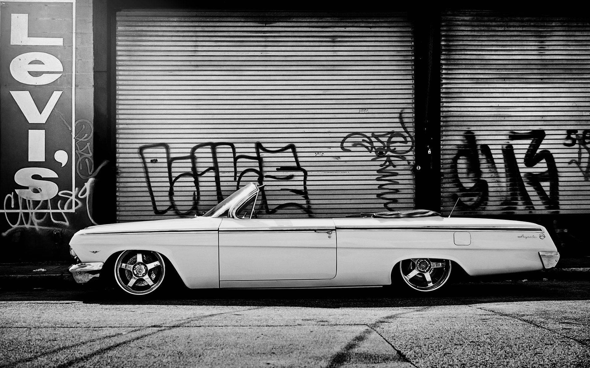 Old-school Graffiti With Car