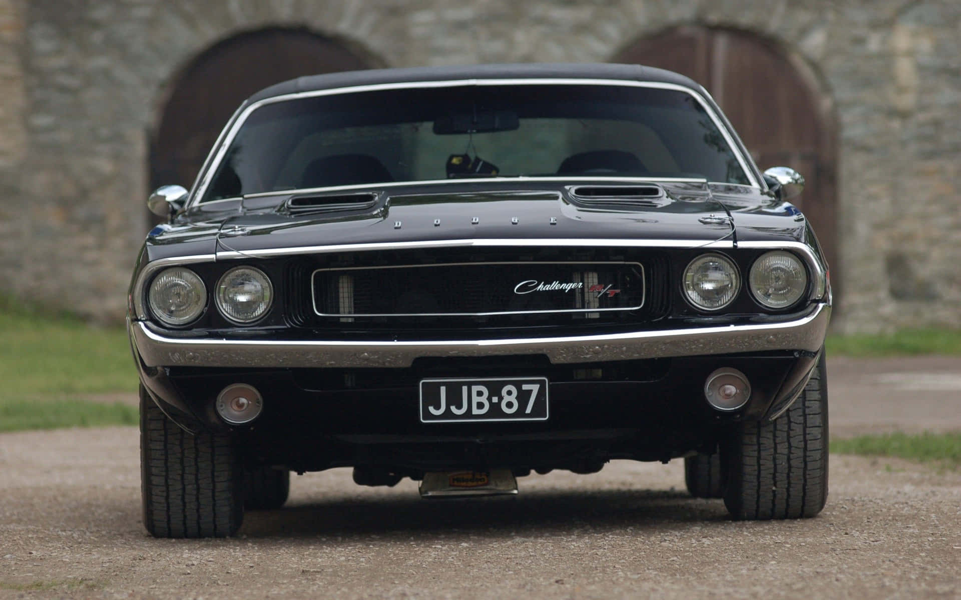 Relive the glory days of classic muscle cars. Wallpaper