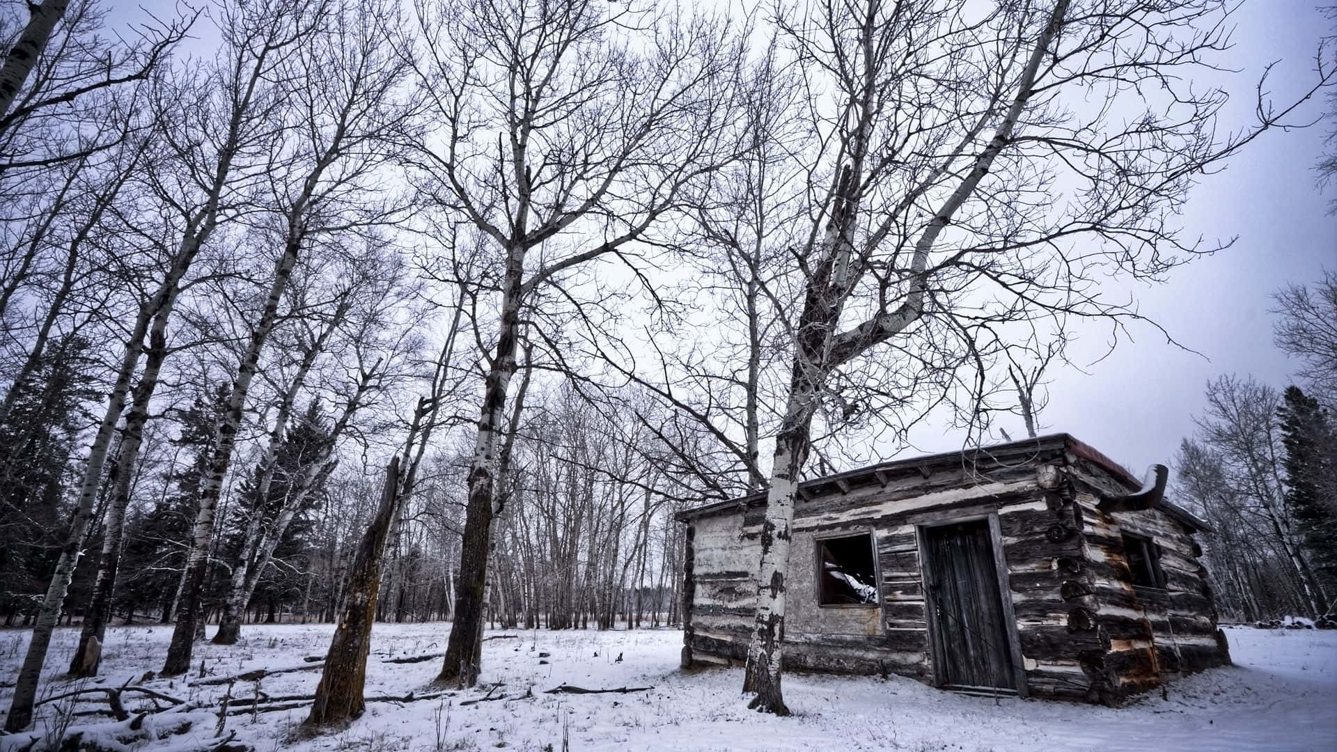 En smuk vinterscene i en gammel russisk landsby. Wallpaper