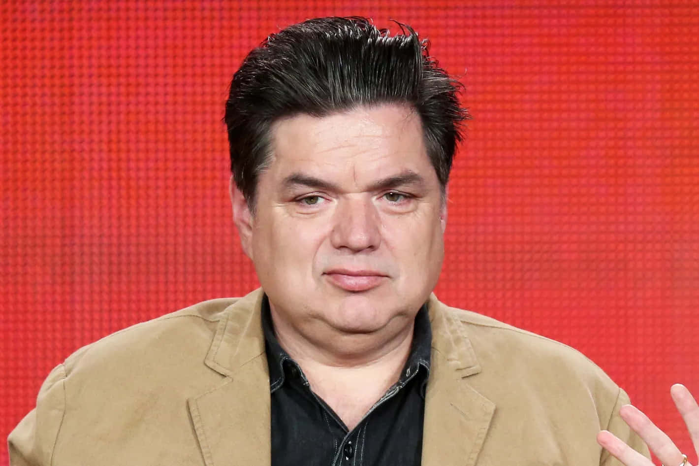 Oliver Platt Posant Pour Une Séance Photo Fond d'écran