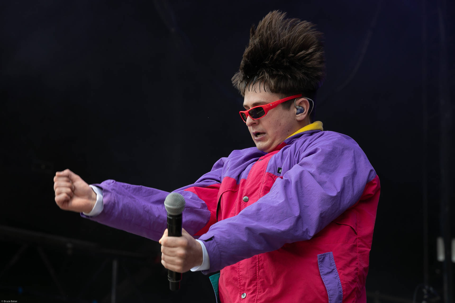 Oliver Tree Hair Bouncing Performance Wallpaper