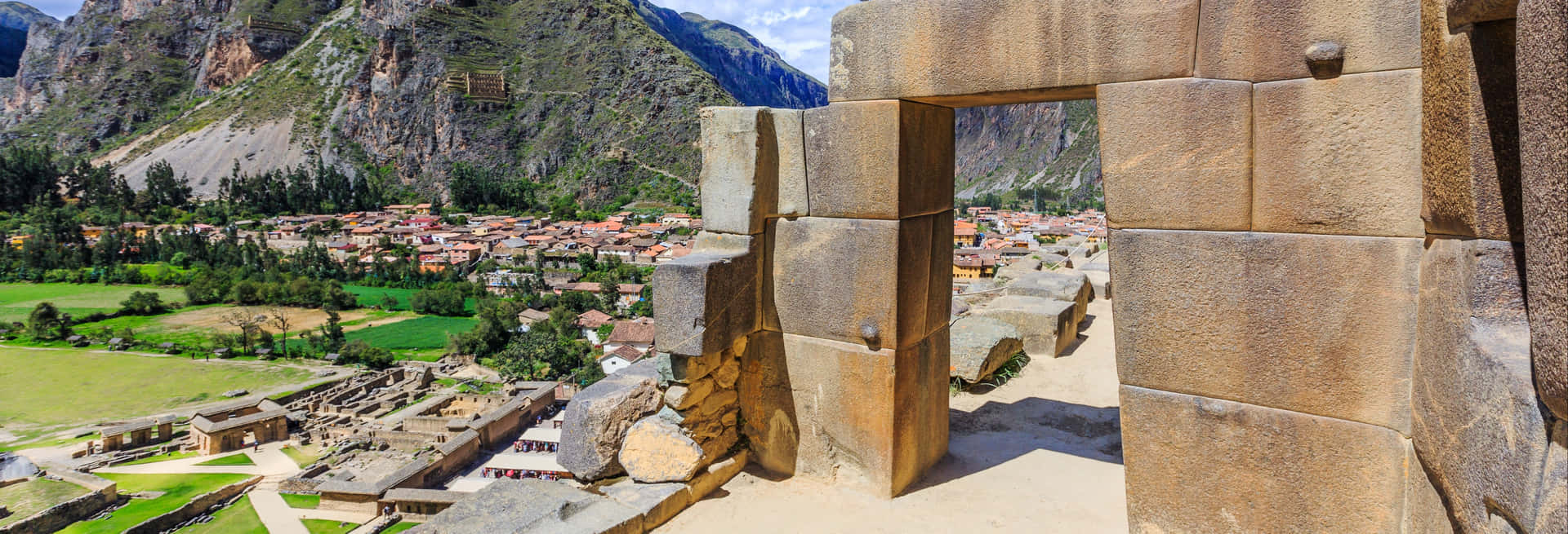 Ollantaytambosacred Valley Would Be Translated To 