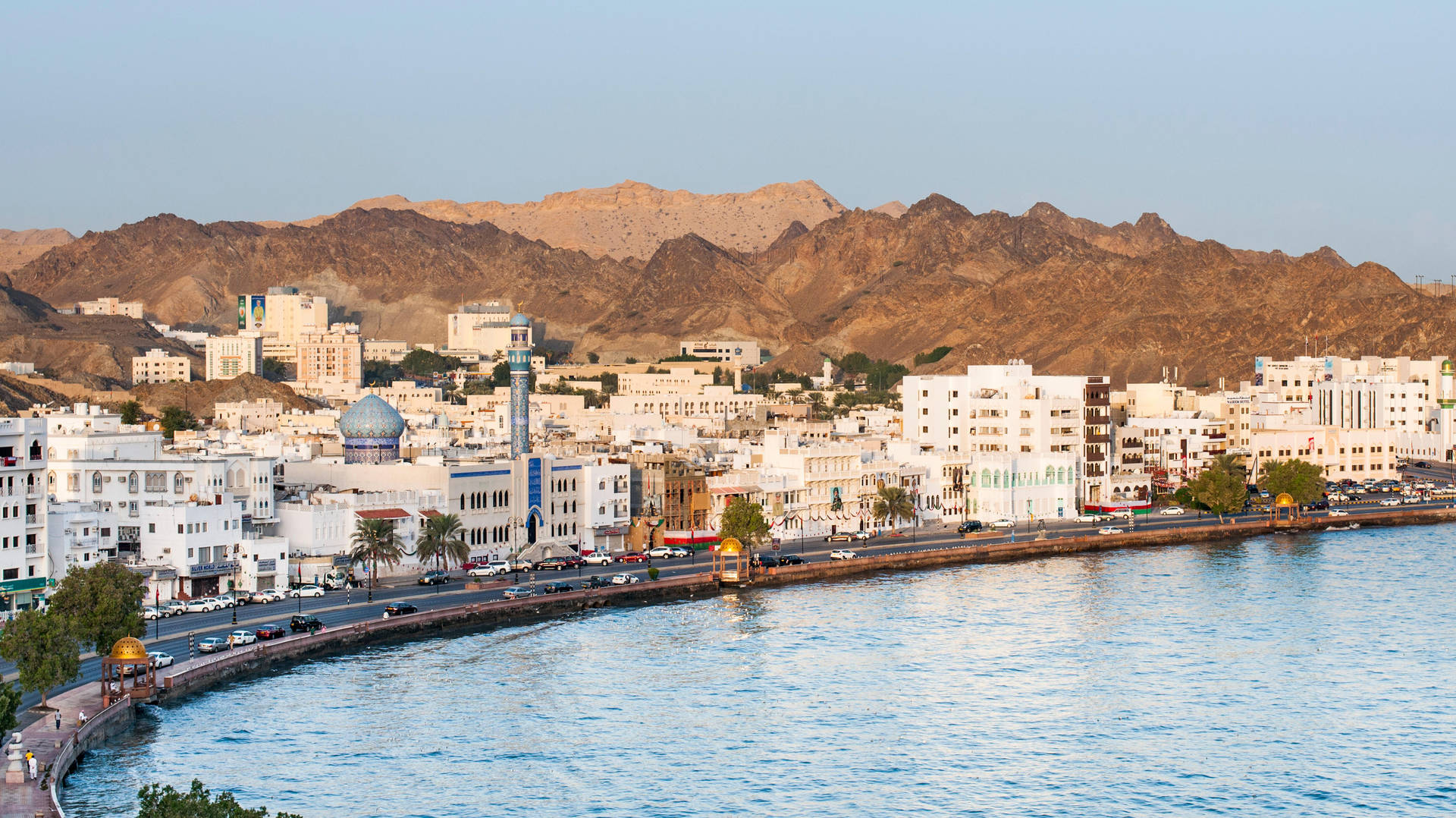 Díaen El Corniche De Mutrah En Omán. Fondo de pantalla