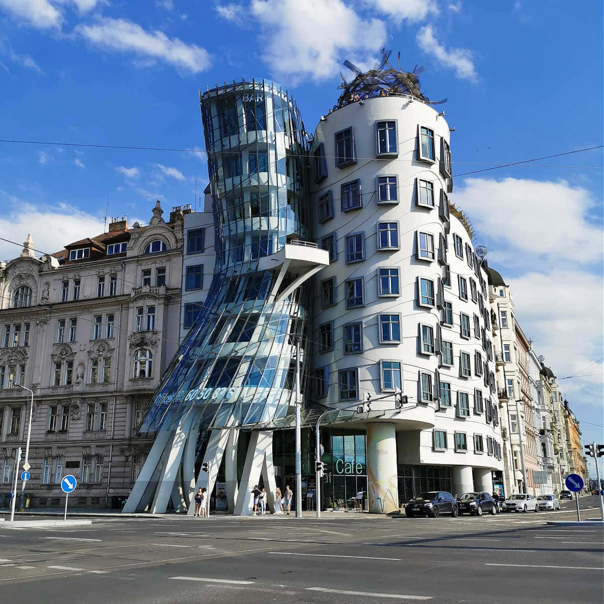 One-of-a-kind Dancing House In Prage Wallpaper