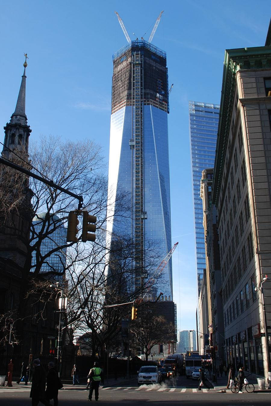One World Trade Center From The Street Wallpaper