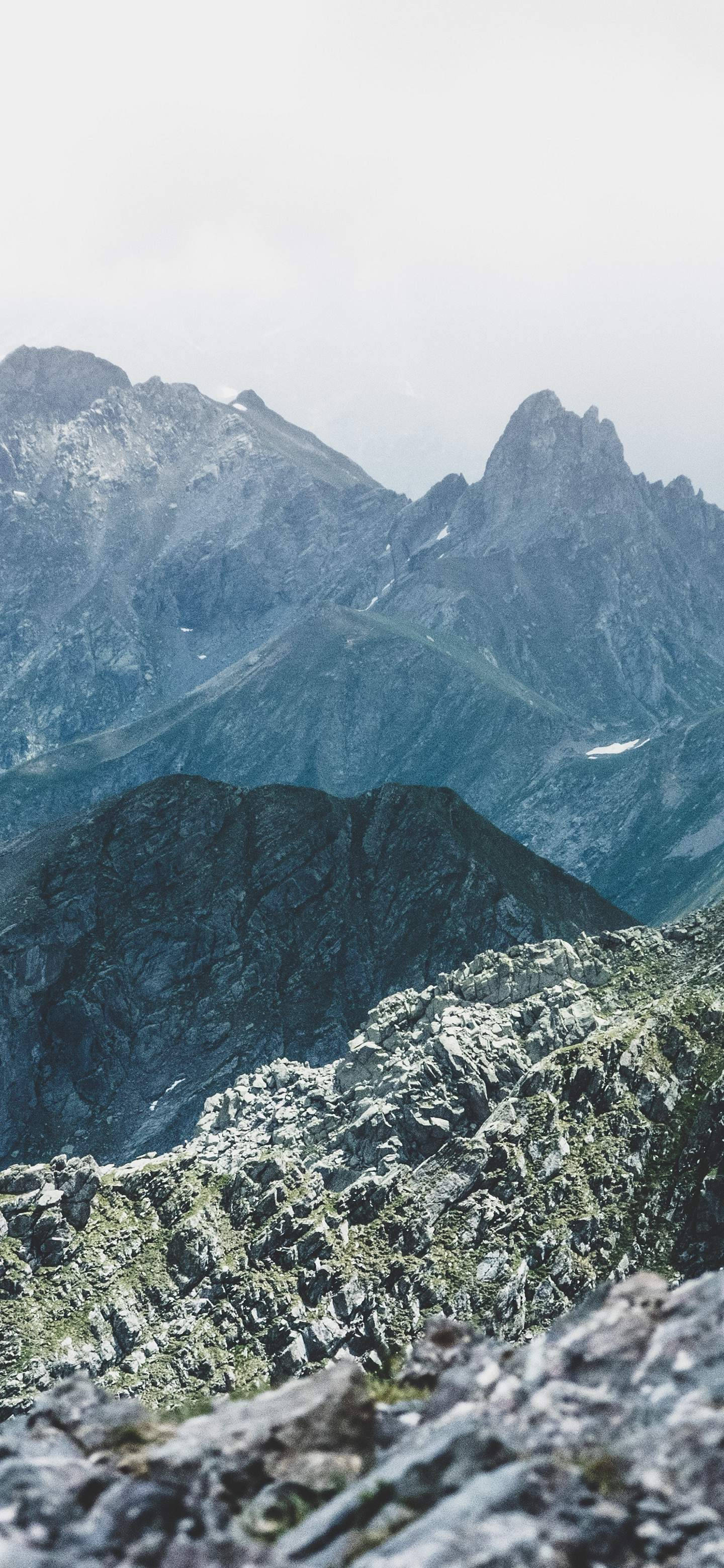 OnePlus 7 Pro Mountain Cliffs Wallpaper