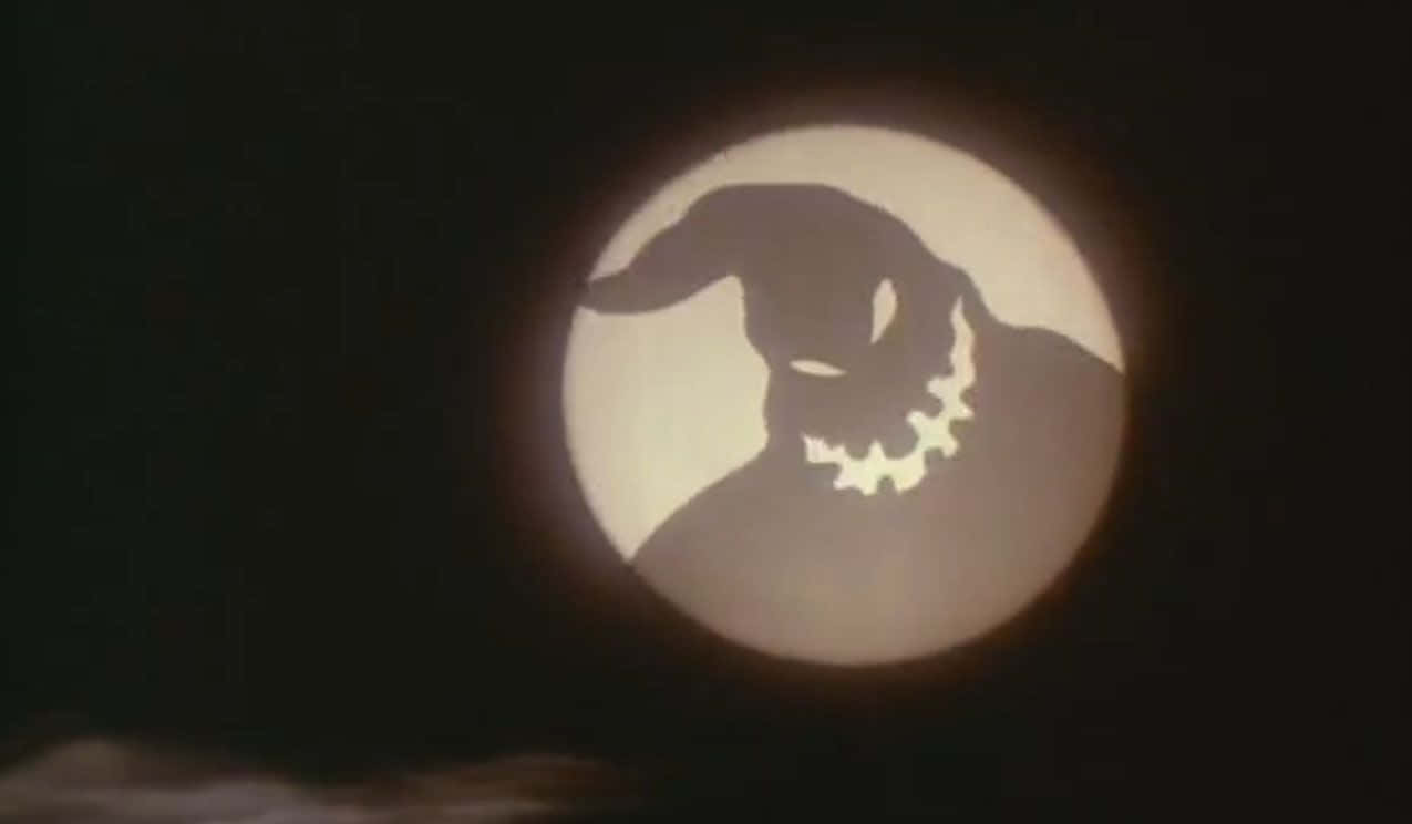 Oogie Boogie truer over Halloween Town, klar til at omdanne ethvert trick-or-treater til hans små monstre. Wallpaper