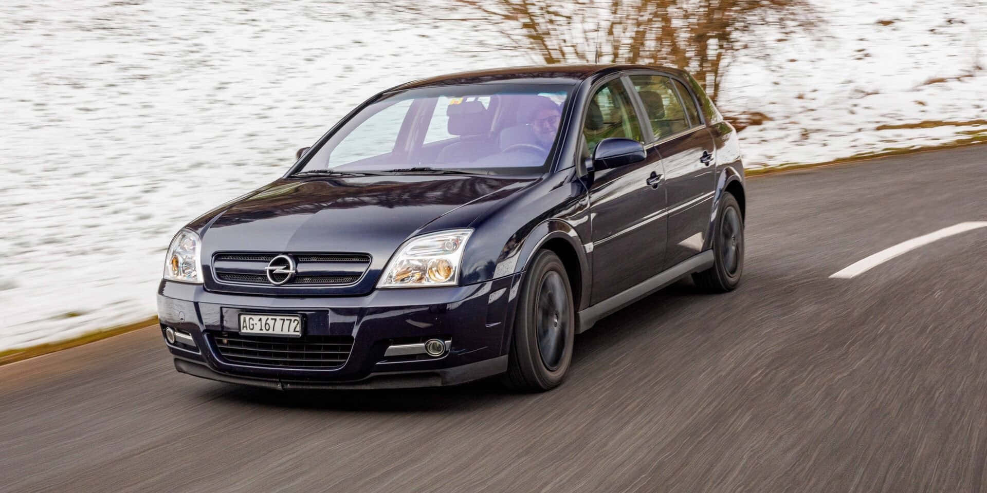 Opel Signum Sur La Route Fond d'écran