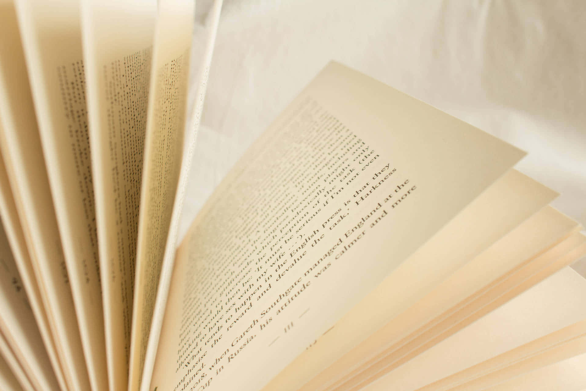 Open Book Pages Soft Light Wallpaper
