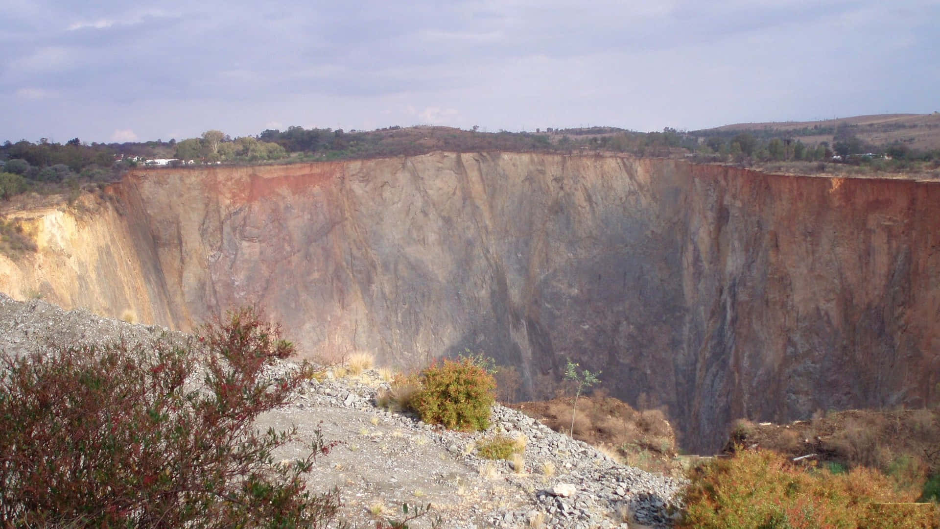 Operazionemineraria Industriale In Azione