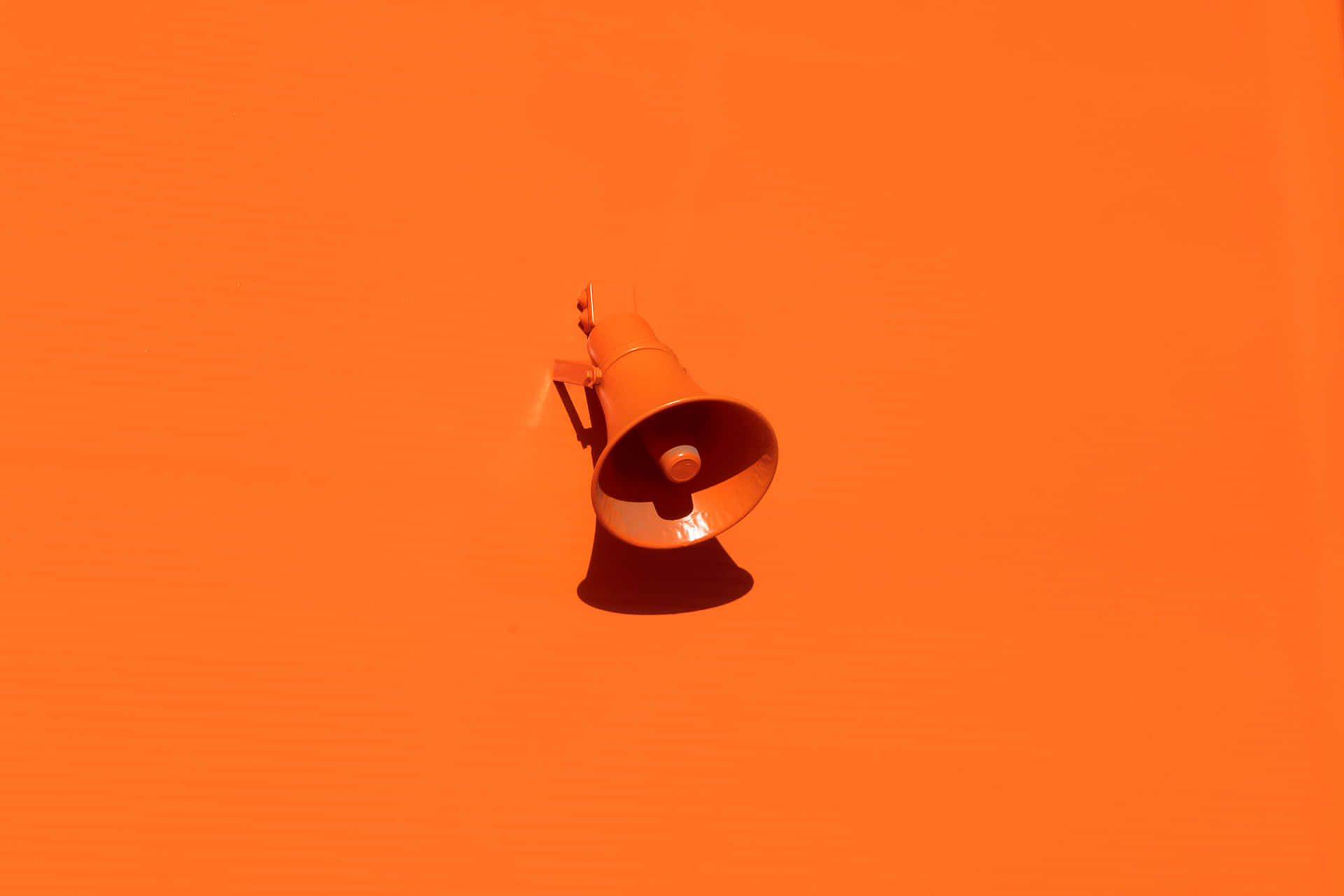 Bildlebendige Orangefarbene Desktop-hintergrund Wallpaper