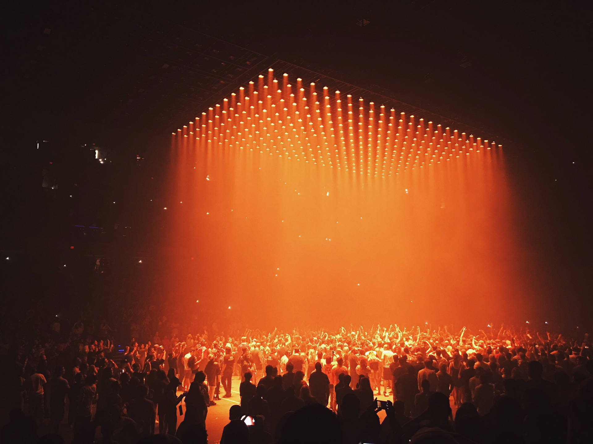 Orangelichter Kanye West Saint Pablo Wallpaper
