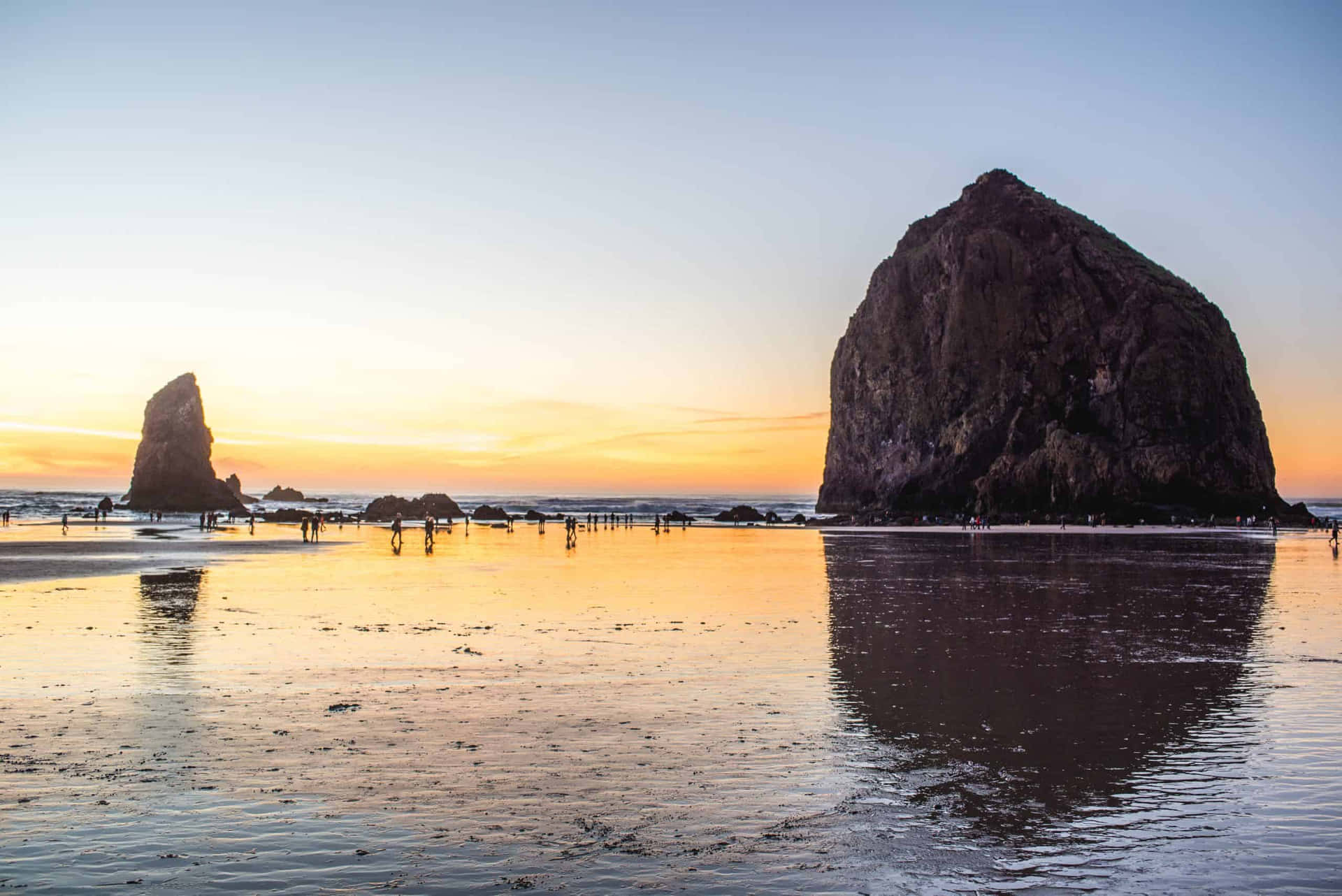 Majestic Vista Of The Breathtaking Oregon Coastline