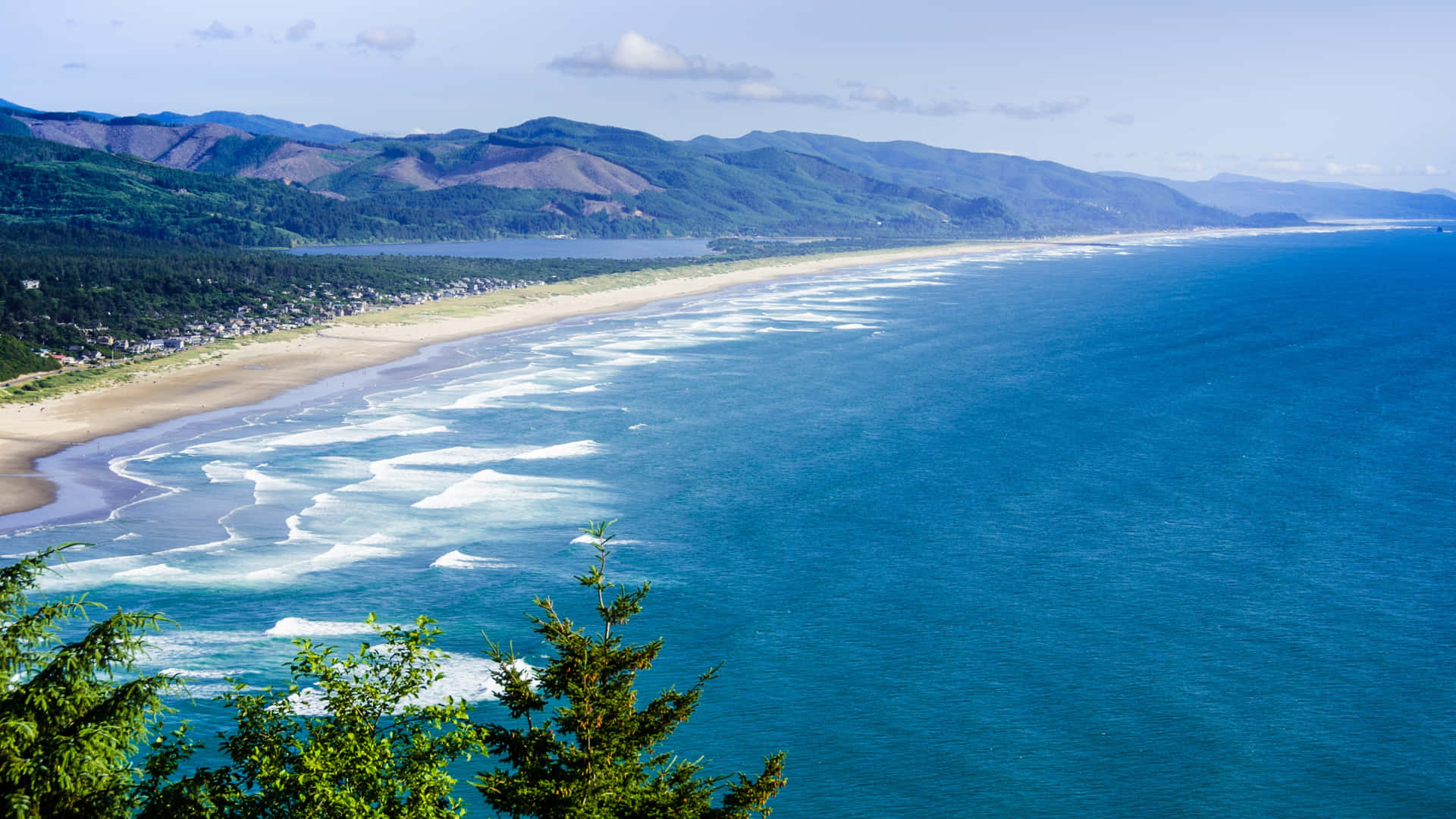 Enjoy the Splendid View of Oregon Coast