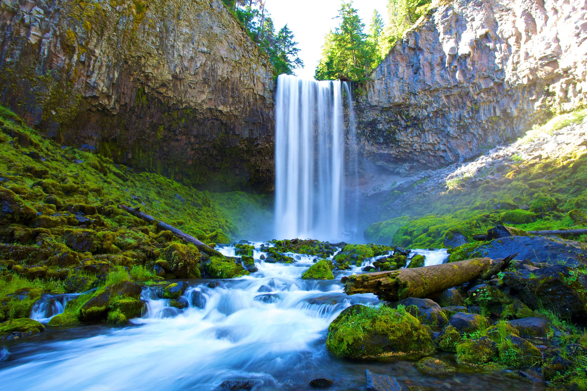 Oregon Waterfall Hood River