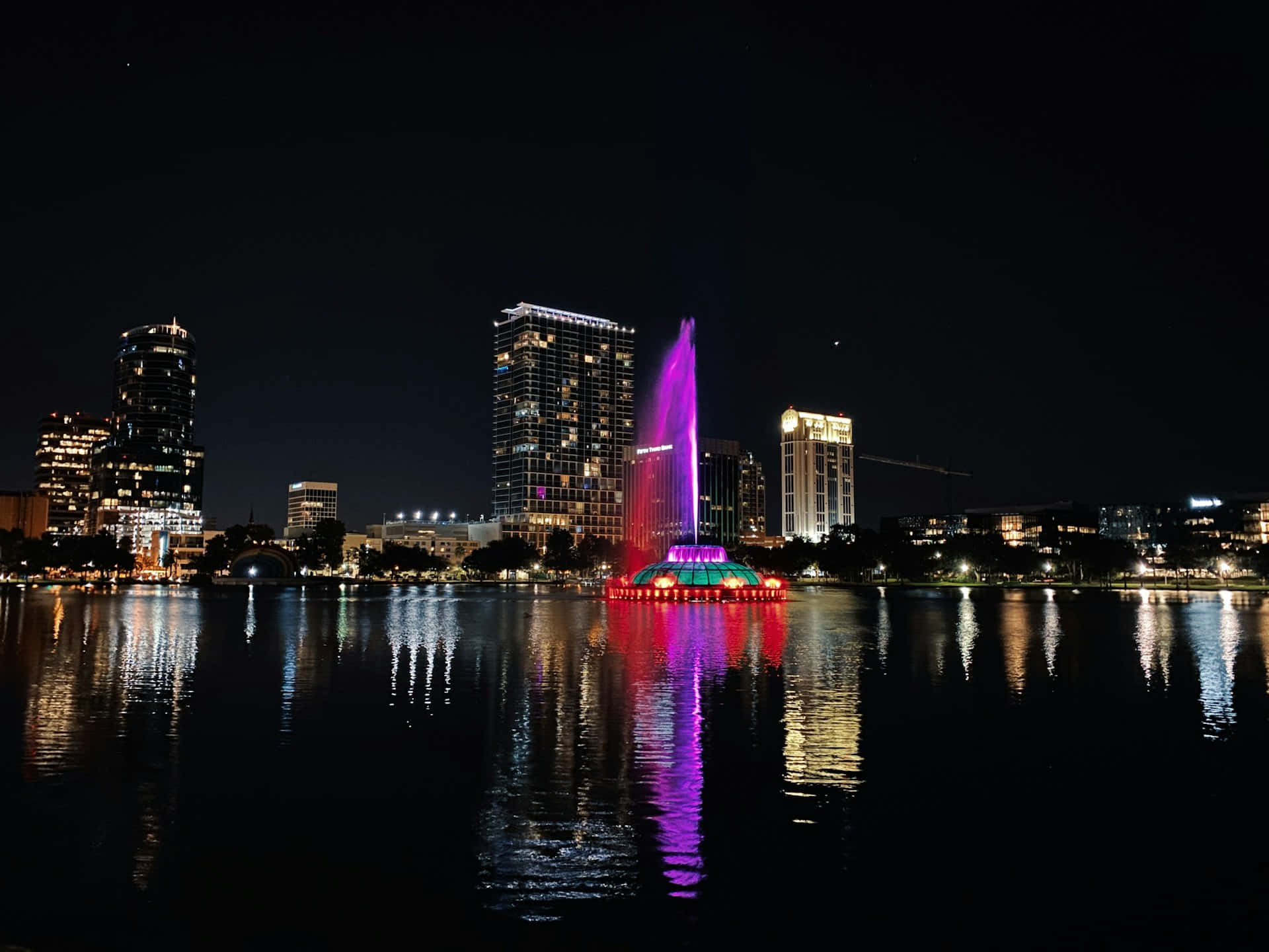 Orlando Lake Eola Nighttime Skyline Wallpaper