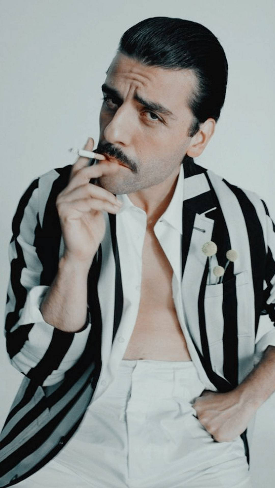 Oscar Isaac As A Rock Star Wallpaper