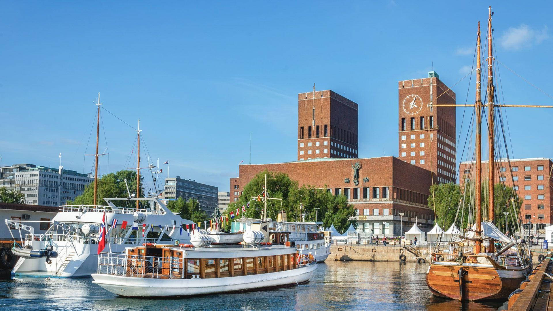 Muellesde Barcos En Oslo Fondo de pantalla