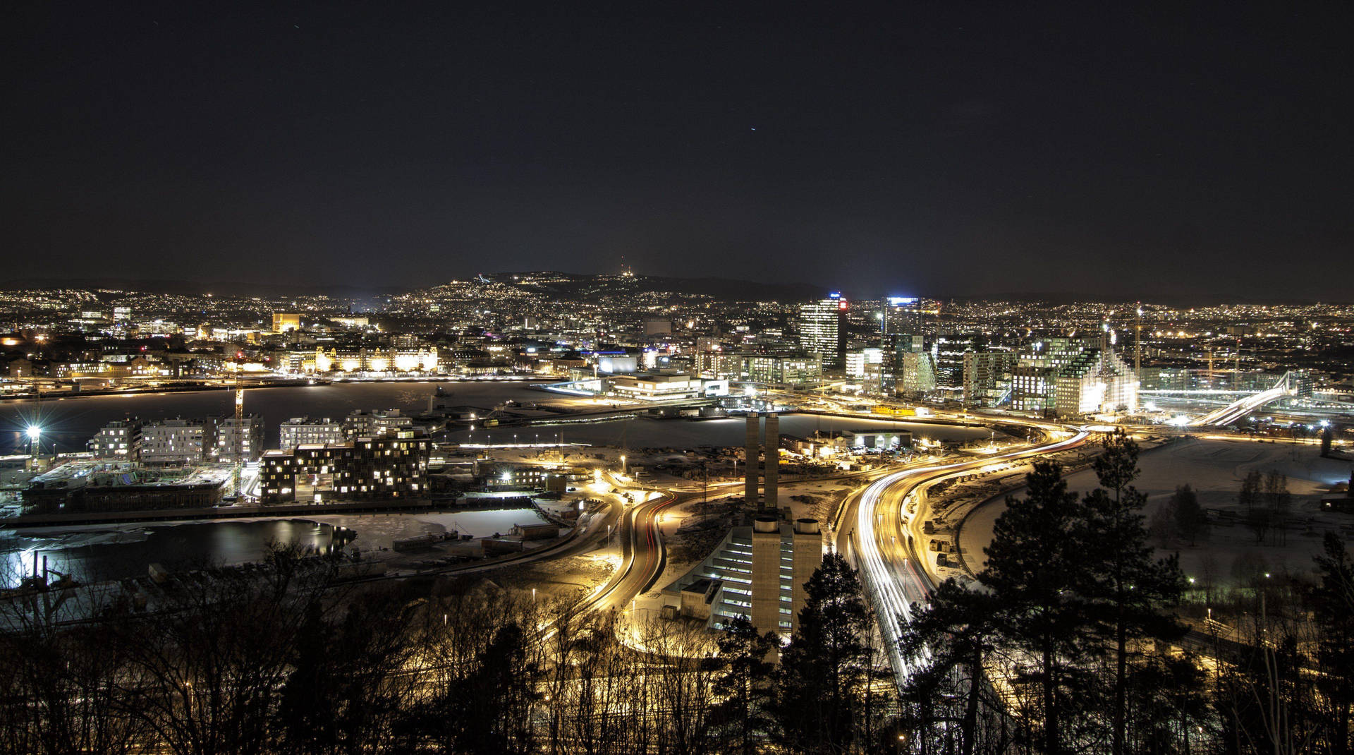 Oslo Night Sky Wallpaper