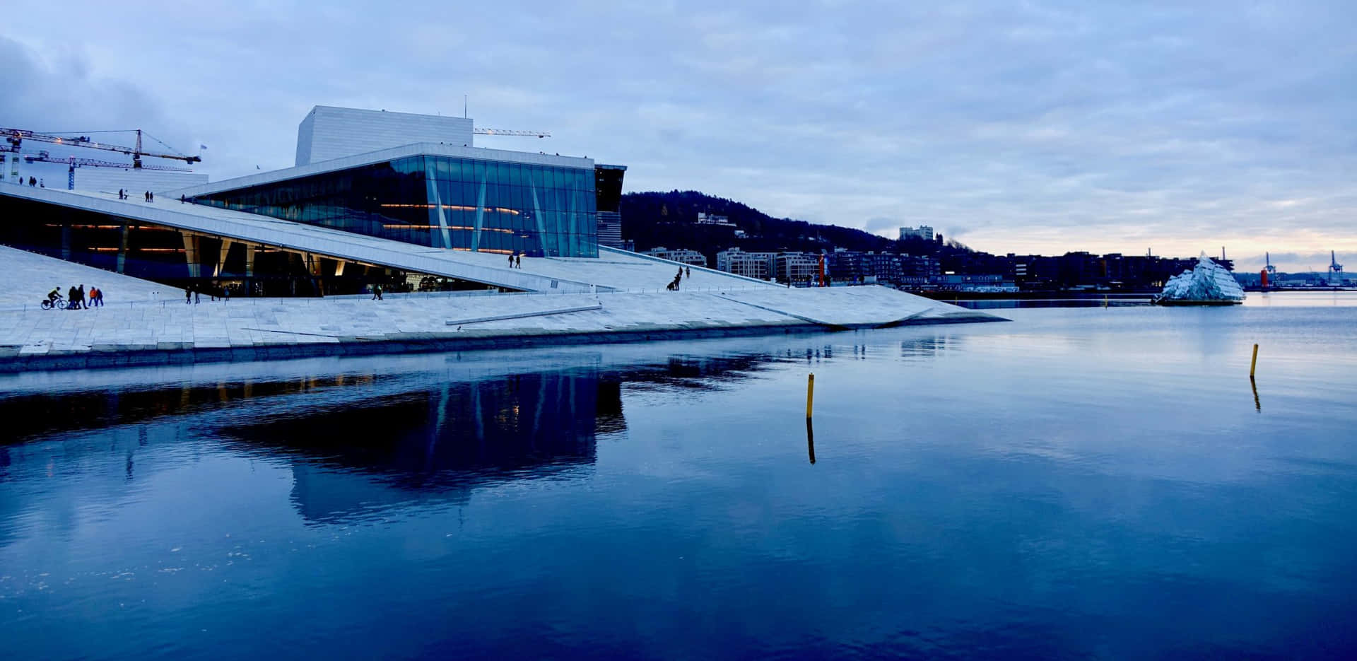 Oslo Opera House At Dusk Wallpaper