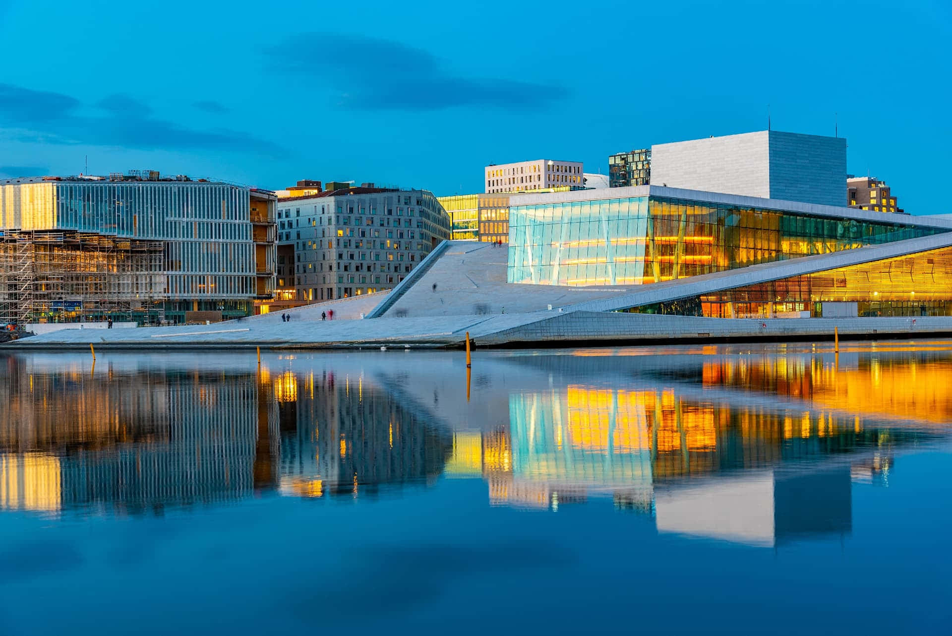 Oslo Opera House With Reflection Wallpaper