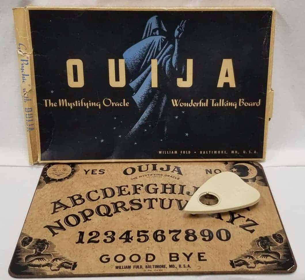 Come Closer to the Spirit World With an Ouija Board