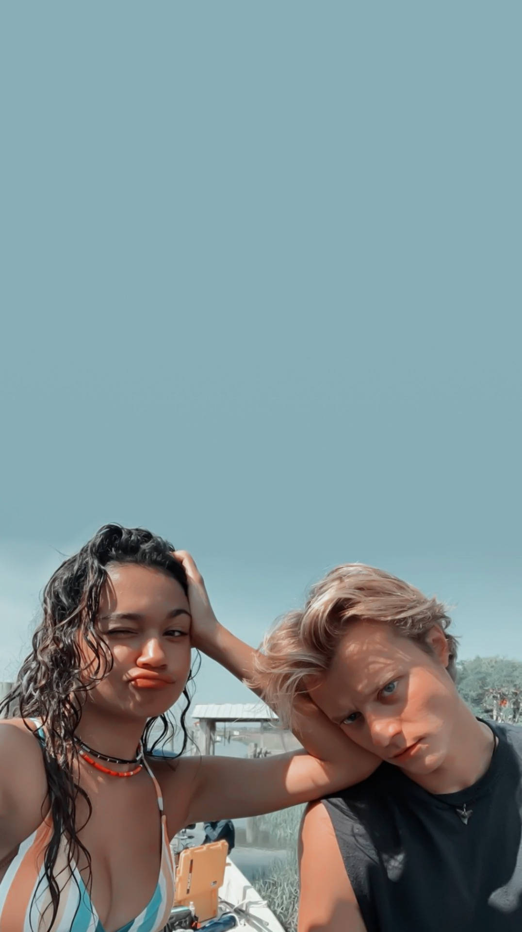 Outer Banks Cute Kie And JJ Wallpaper