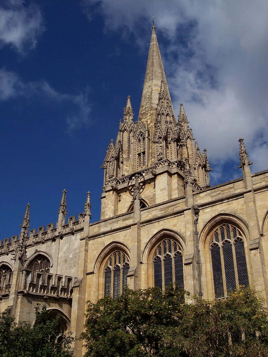 L'iconicaarchitettura Della Chiesa Dell'università Di Oxford Sfondo