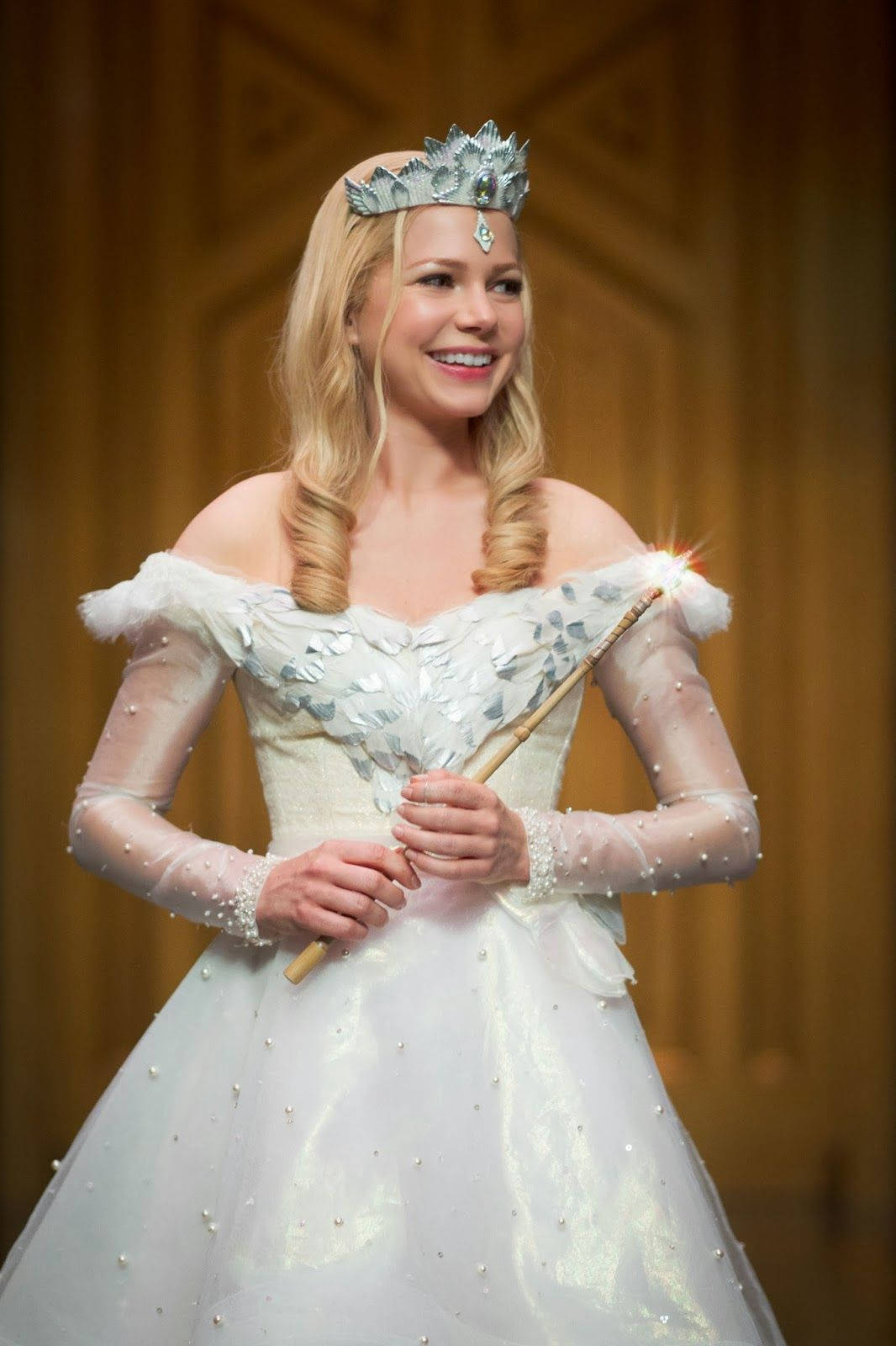 Oz The Great And Powerful Glinda