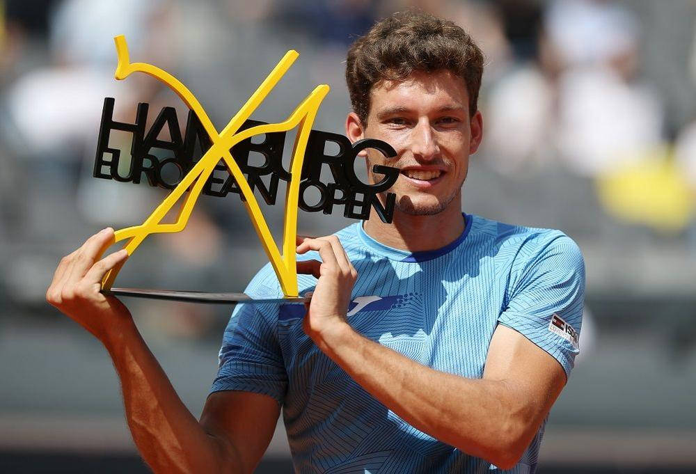 Pablo Carreno Busta With His Trophy Wallpaper