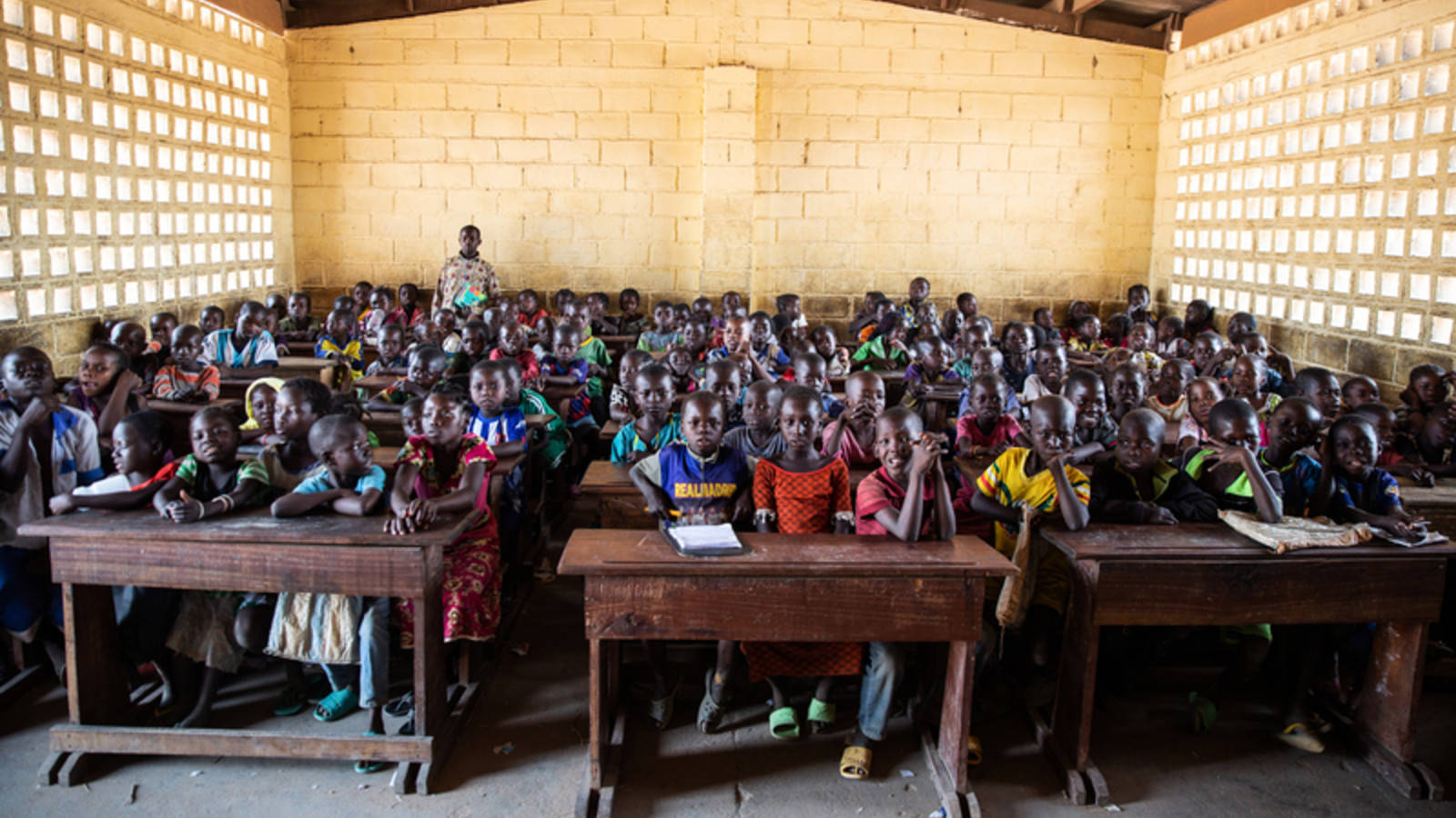 Packed Classrooms In Central African Republic Background
