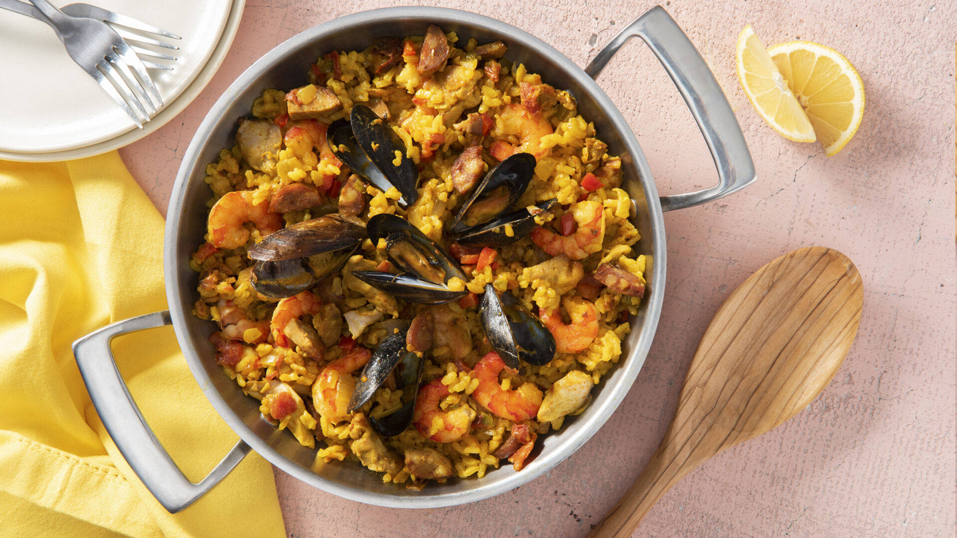 Paella Dish With Black Mussels Wallpaper