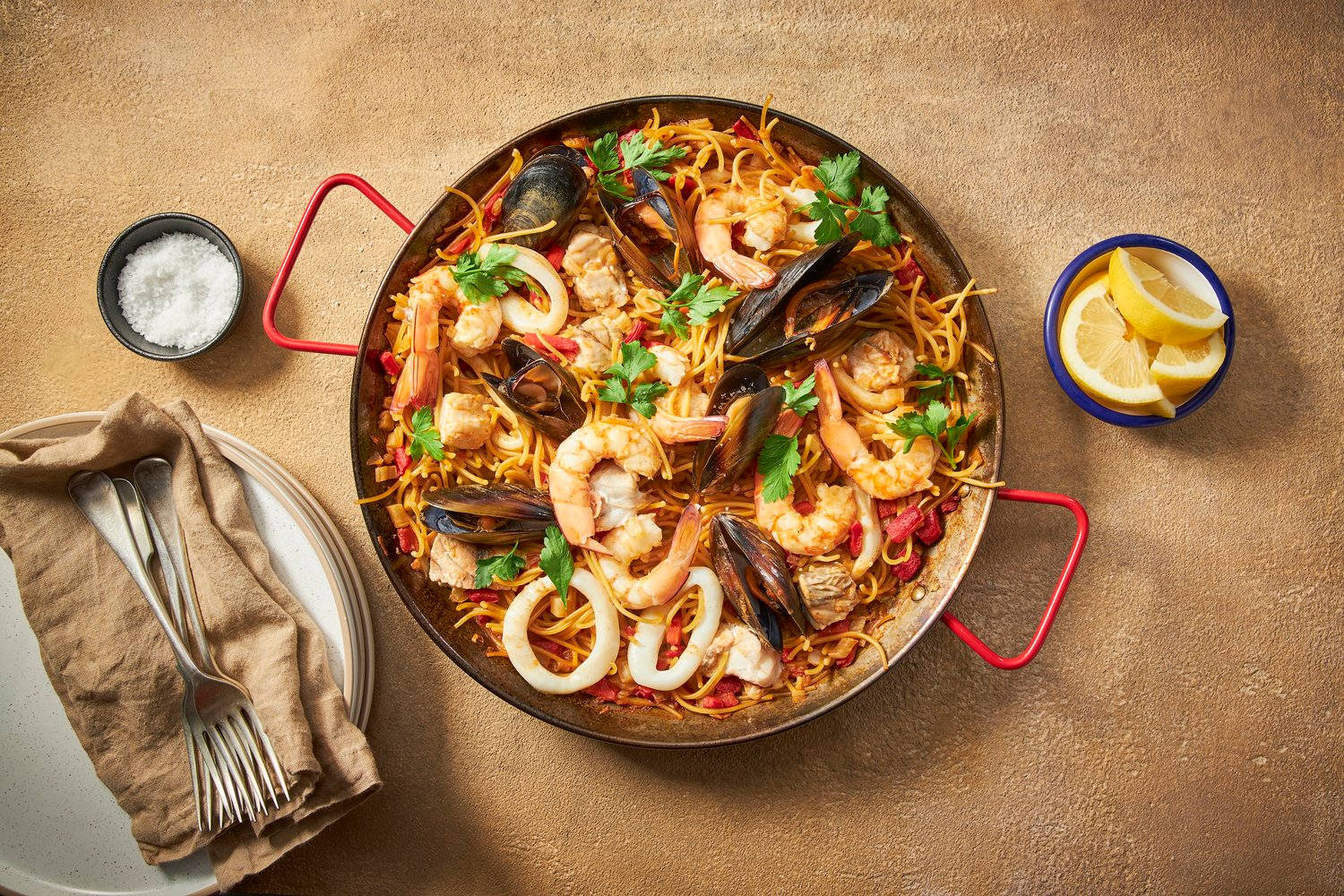 Paella Pan With Squid And Scallops Wallpaper