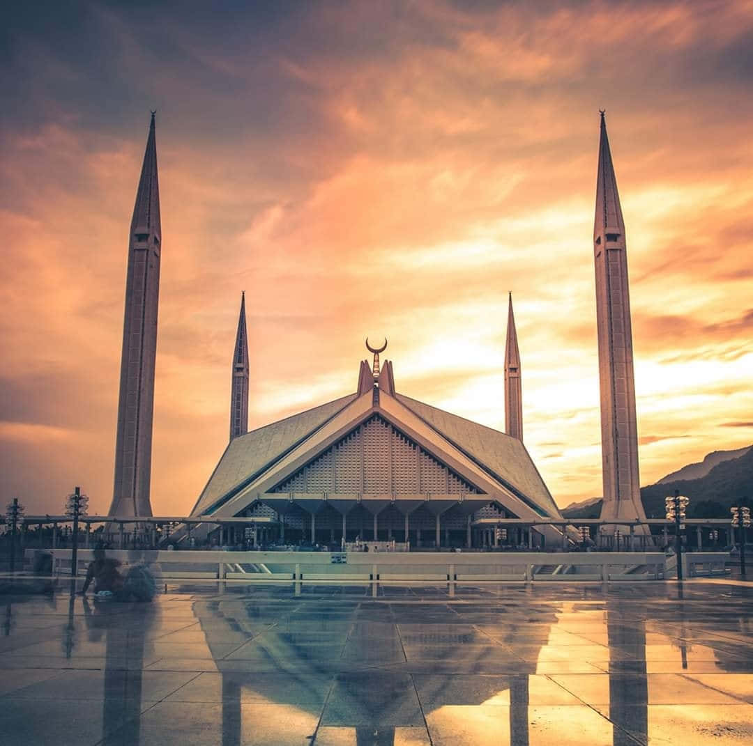 Captivating view of Badshahi Mosque in Pakistan