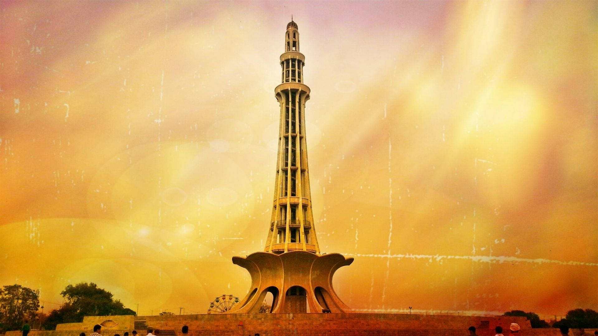 Pakistan Bright Minar-E Wallpaper