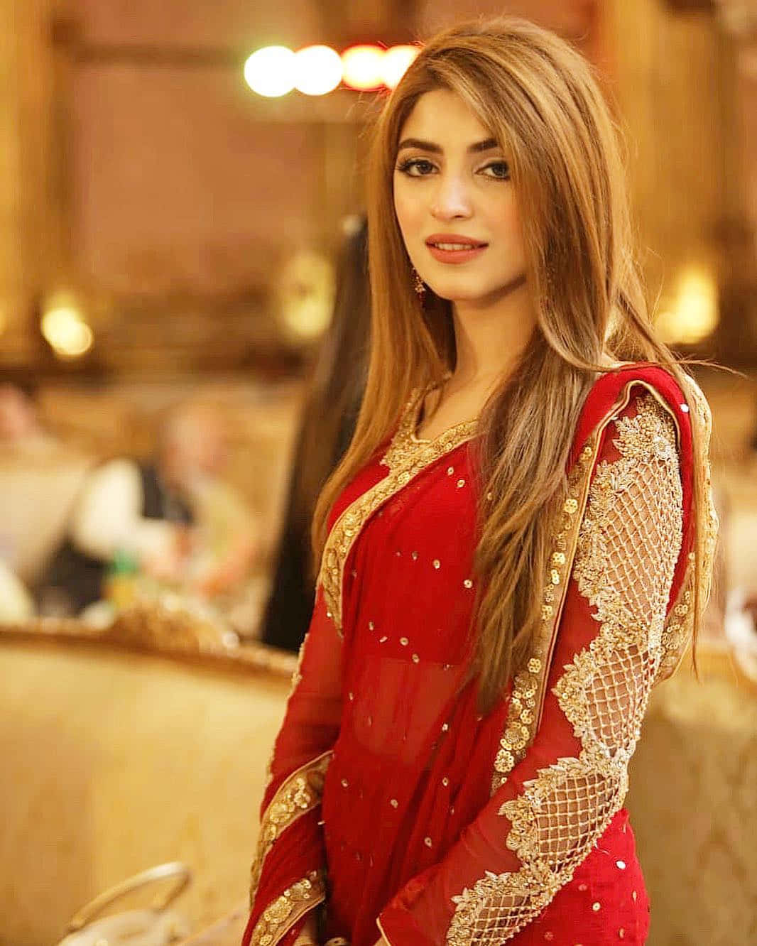 Kinza hashmi old pictures