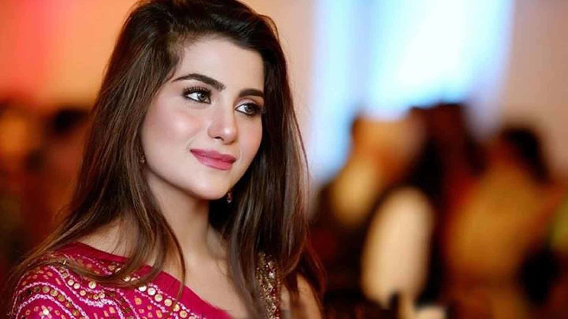 Pakistani Girl Sohai Ali Abro Background