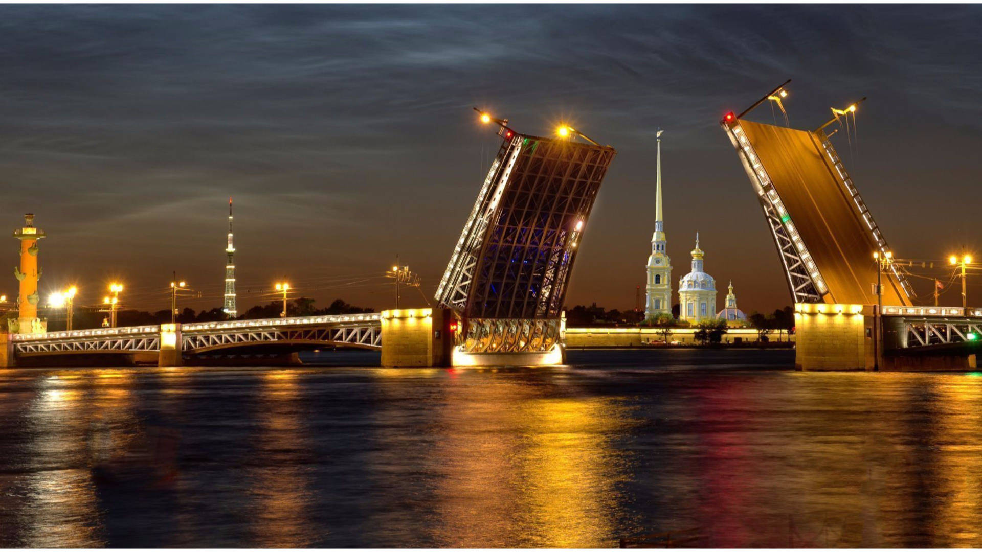Palace Bascule Bridge At St. Petersburg Wallpaper