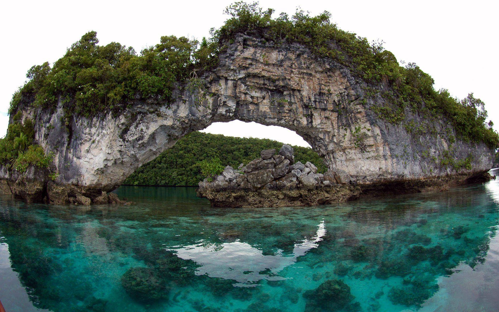 Palau Rock Arch Wallpaper