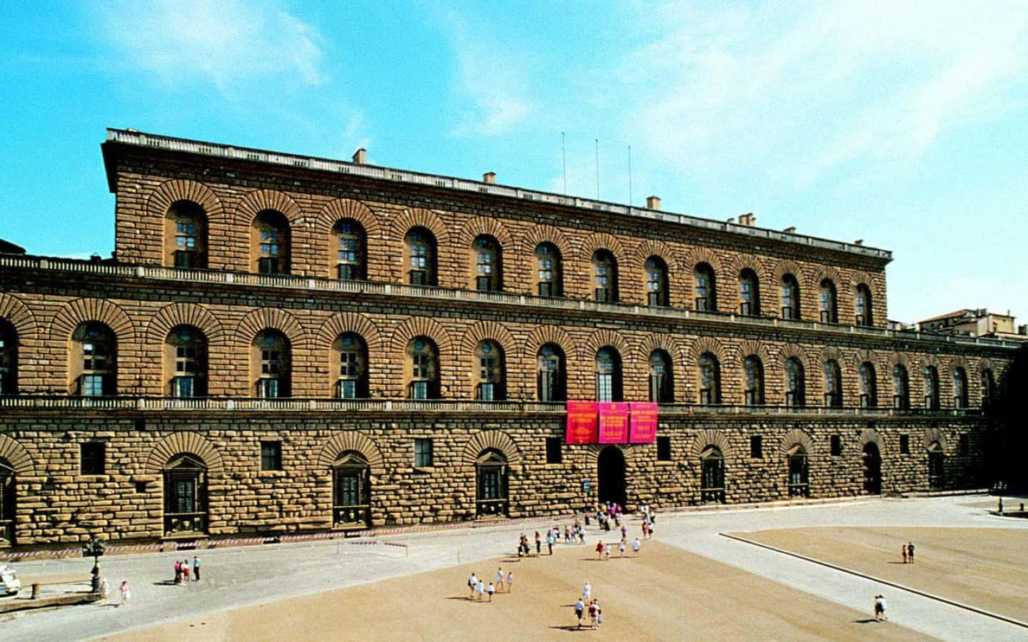 Palazzo Pitti Walls Sunny Day Wallpaper