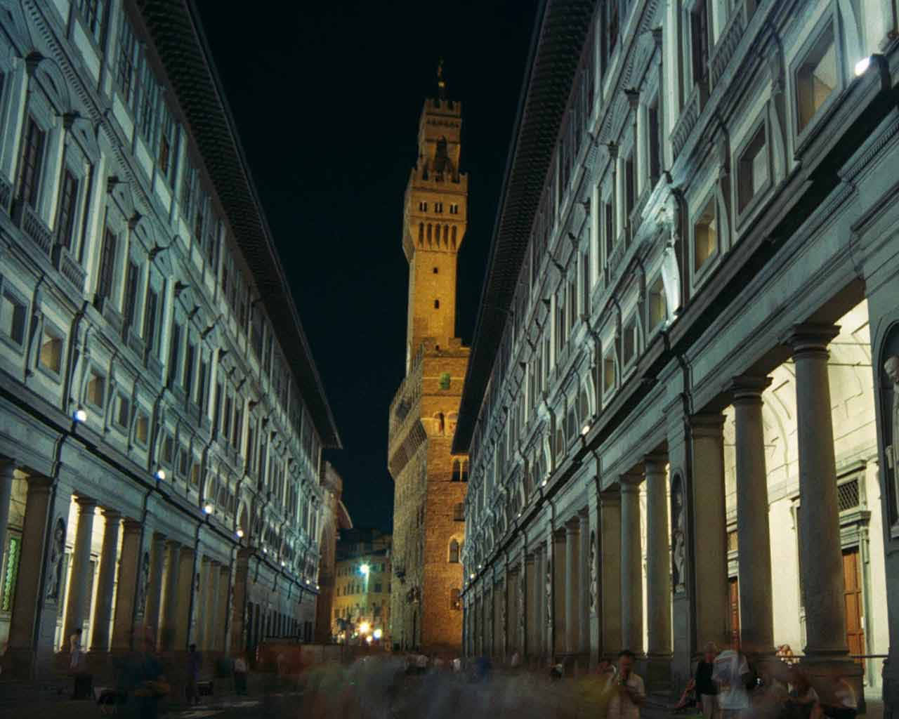 Palazzo Vecchio Night View Uffizi Gallery Background