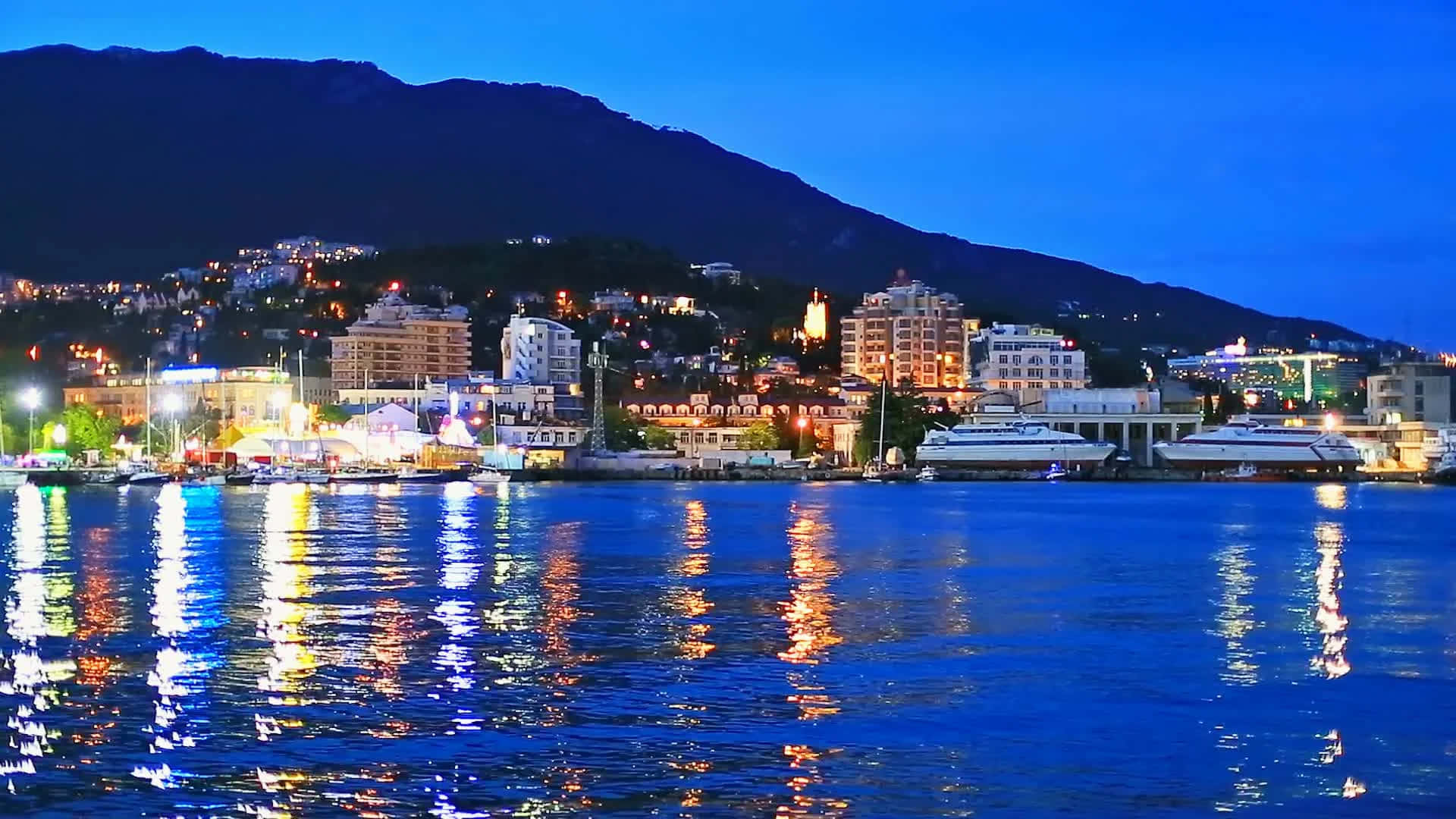Panoramanocturna De Yalta Fondo de pantalla