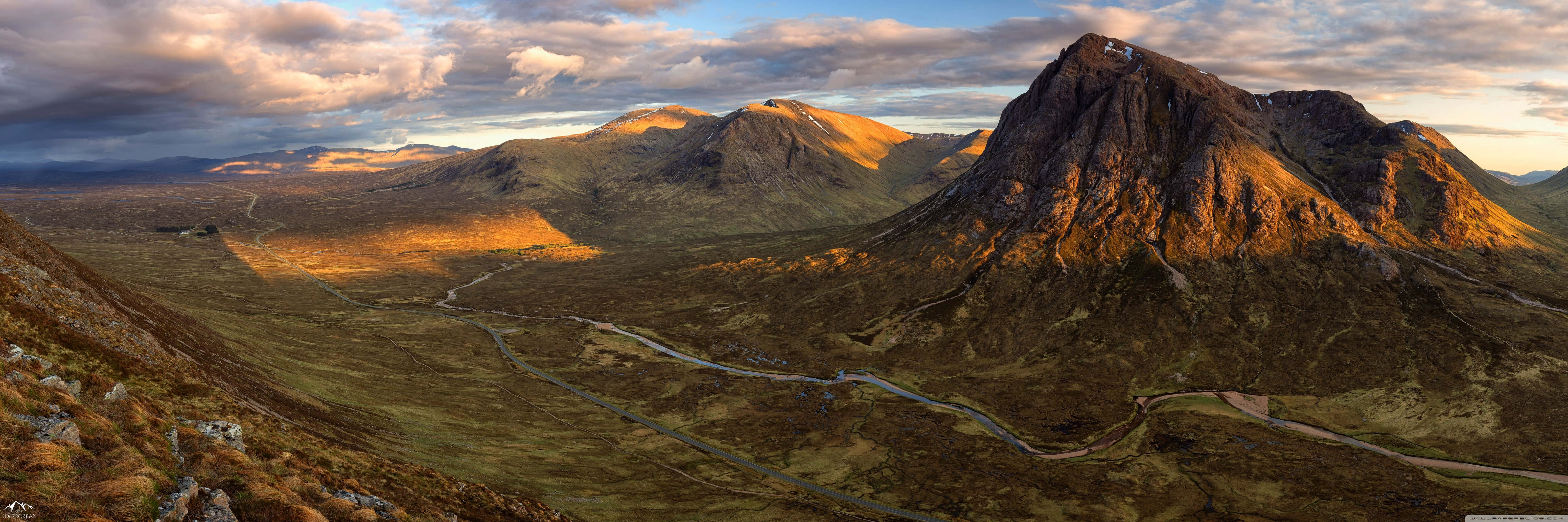 Catenamontuosa Della Scozia Come Sfondo Panoramico Per Desktop. Sfondo