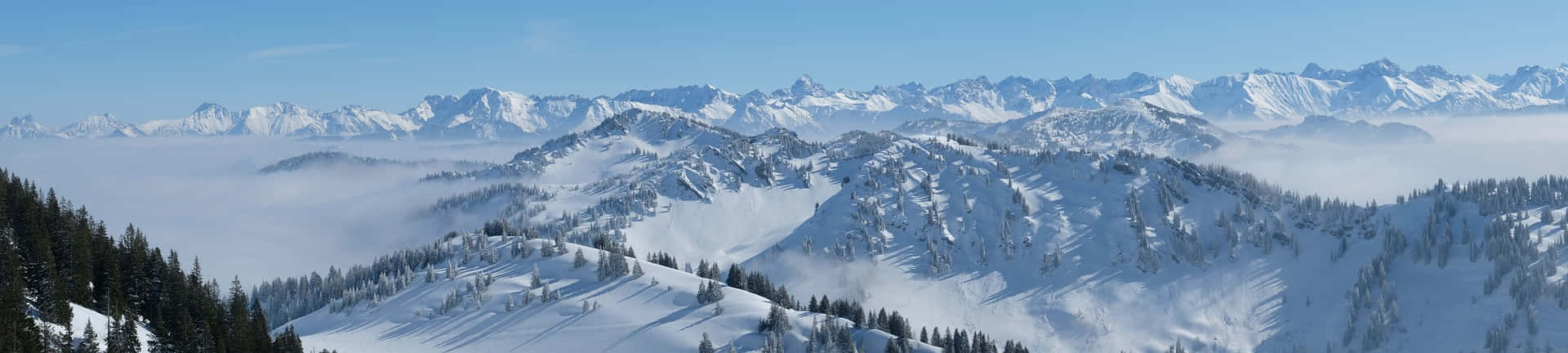 Schneeluftaufnahme Panoramafoto
