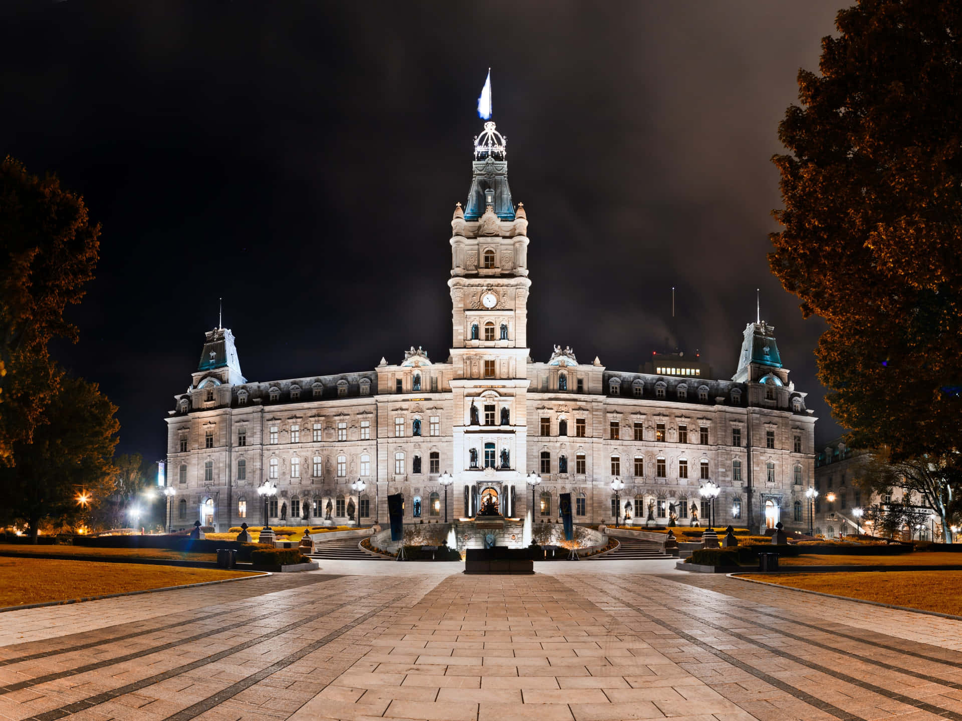 Panoramic Shot Quebec Parliament Buildings Wallpaper